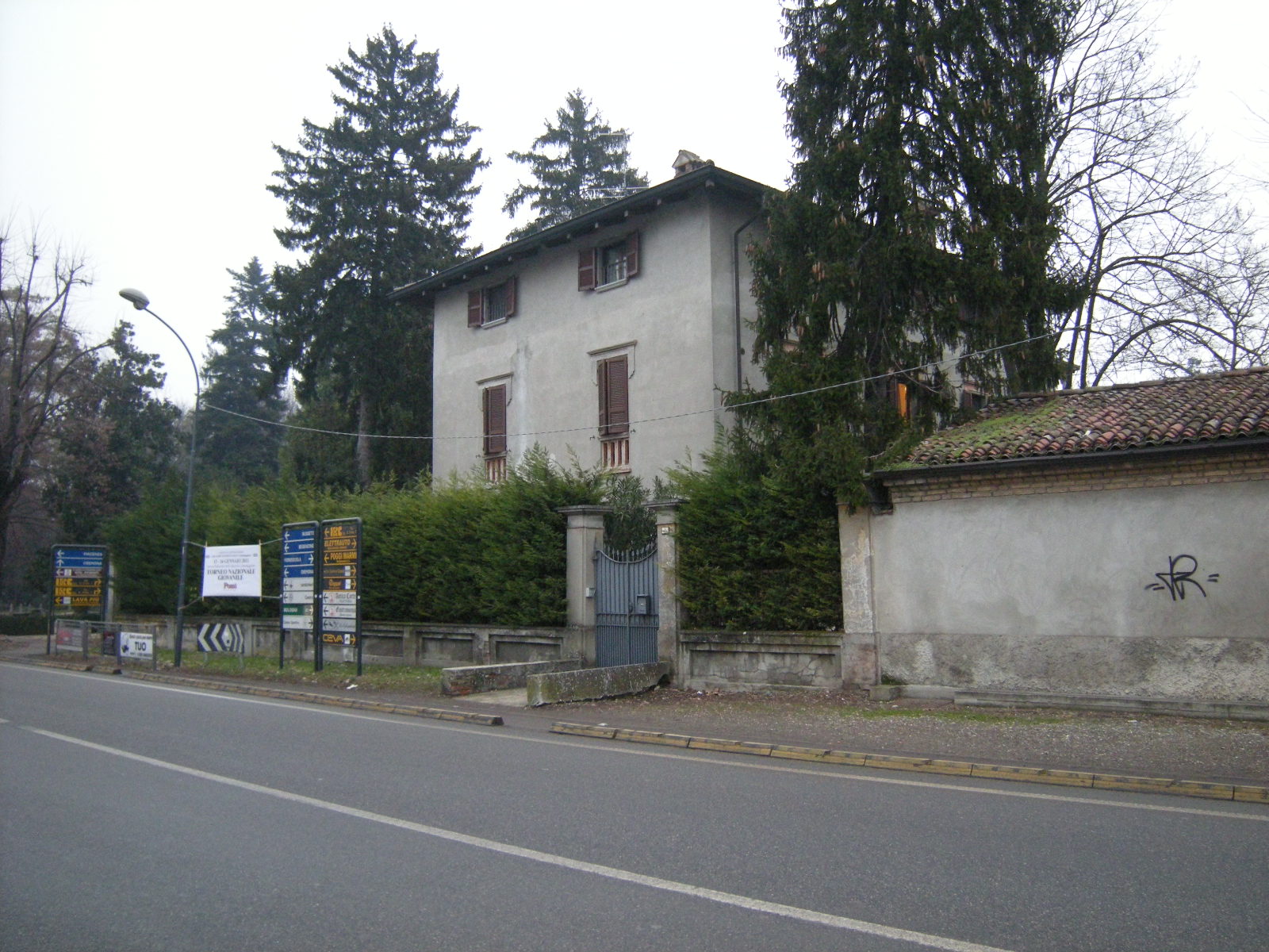 ESTERNO